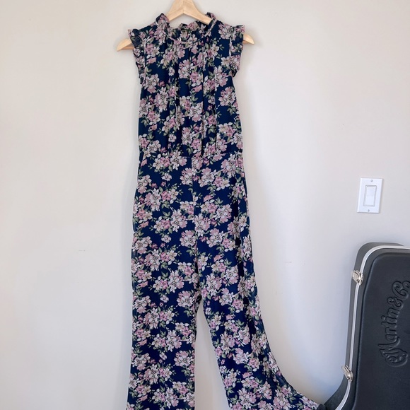 Ali & Jay Floral Jumpsuit Sleeveless with Ruffles Size Small - Picture 2 of 4